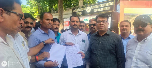 उत्तरप्रदेश: सेवा सुरक्षा और मानदेय को लेकर स्ववित्तपोषित शिक्षक लामबंद, सीएम को भेजा ज्ञापन