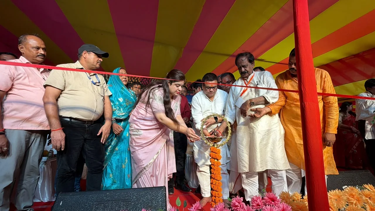 बिहार: औरंगाबाद के जम्होर में पितृपक्ष महोत्सव का शुभारंभ, श्रद्धालुओं के लिए प्रशासन ने किए विशेष इंतजाम